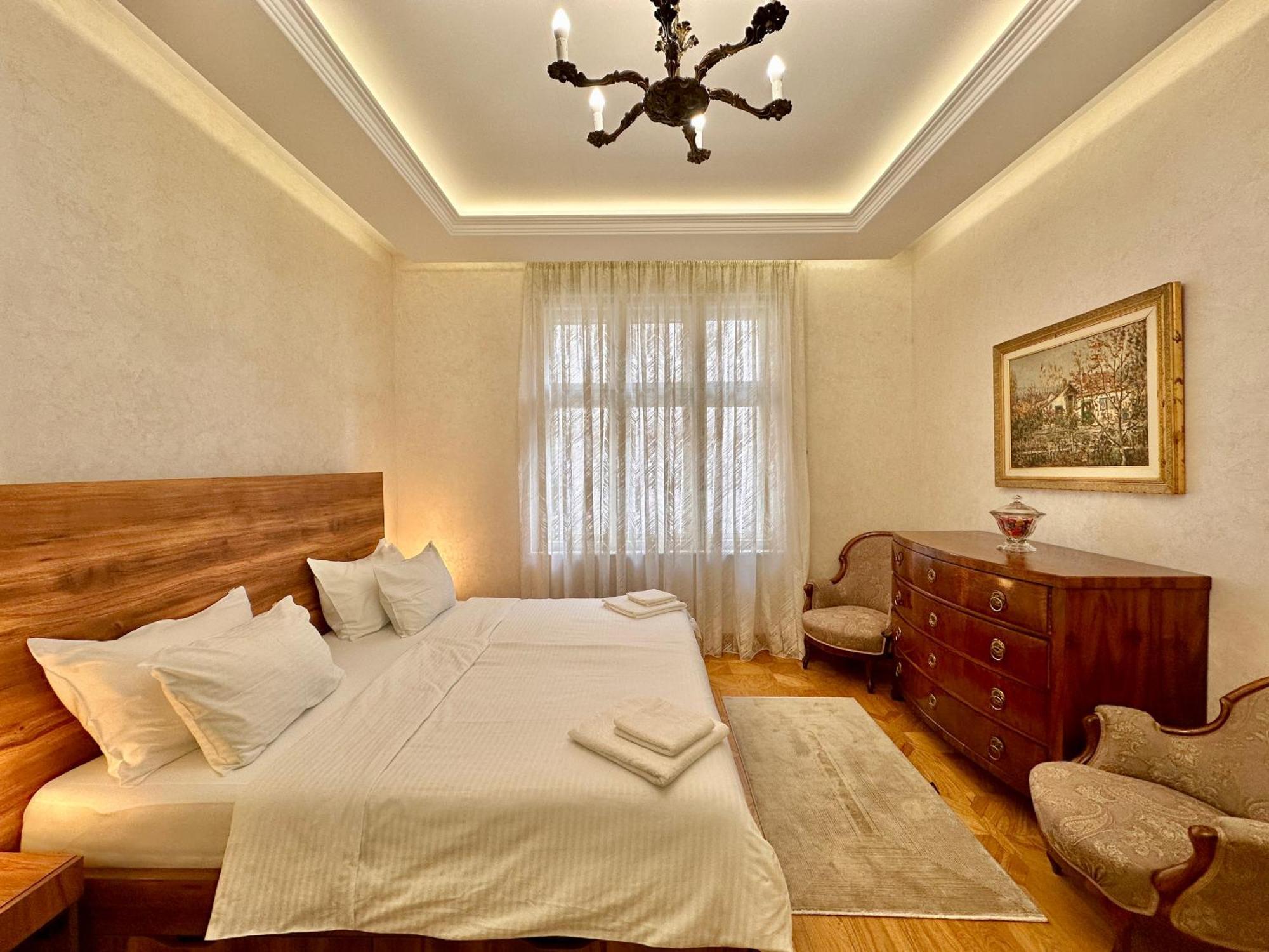 Djuras Residence In The Center Of Belgrado Exterior foto